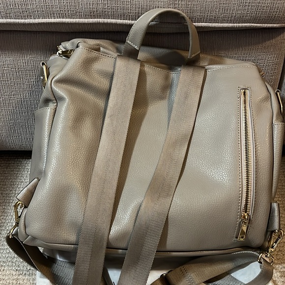 Fawn Design diaper bag. - Picture 4 of 10